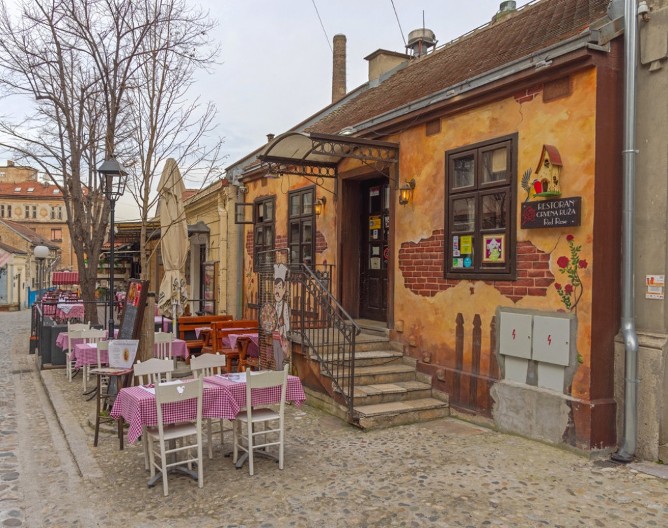 Prvi restorani u Srbiji – Gde su se nekada jela najbolja jela?