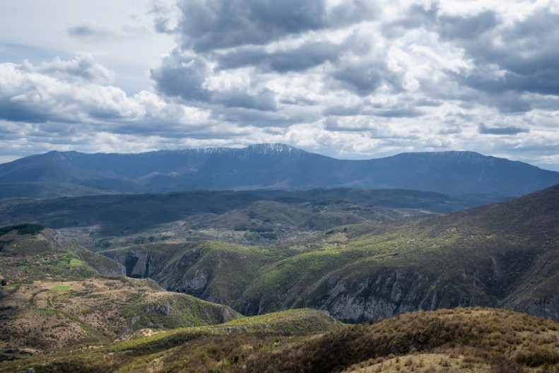 Suva planina: Geološki fenomen bez reka
