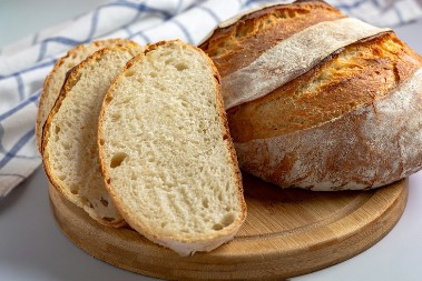 Recept za dane posta: Hleb sa kiselom vodom i crnim brašnom (VIDEO)