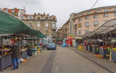 Bajlonijeva pijaca – gde miris sveže pečenog leba budi Beograd svako jutro