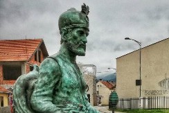 Dečak iz Srpske bio moćniji od sultana: Školovao se u Mileševi, oca je preveo u islam, a majka ga se stidela, jedini je musliman oslikan na fresci