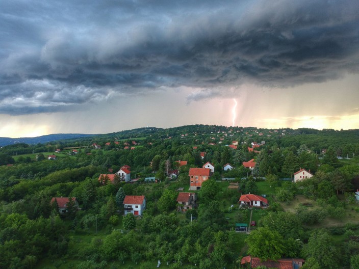 Zašto se Sveti Ilija plaši groma? Stari bog Perun još uvek živi u srpskoj tradiciji
