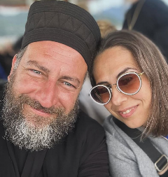 Omiljena popadija otkrila zašto baš nikada ne farba jaja na Veliki petak: Svekrva je naučila da ne pravi grešku koju čine sve Srpkinjei tako je spasila greha