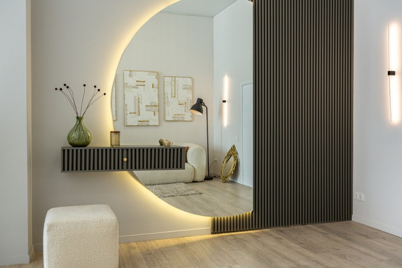 Ogledalo okrenuto ka zidu: Zašto su žene u prošlosti prekrivale ogledala kad se govori istina koja boli