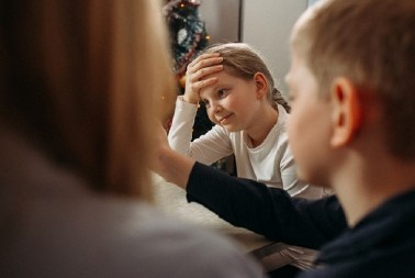 Imena koja se ne izgovaraju u maju: Verovanje da neka imena „privlače senke“ ako se spomenu dok sve raste