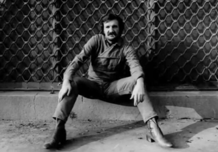 Napustio školu a bio mega talenat, u životu ga pratio uspeh, al više je voleo kafanu: On je poslednji Beogradski mangup