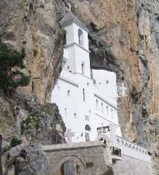 Kada mu je bilo najteže, Jovanu se ukazao Vasilije Ostroški: "Samo radi ovako i za godinu dana tvoj problem će nestati" rekao mu je i postavio 1 važan uslov