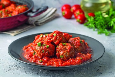 Ovakve ćufte u paradajz sosu nikada niste jeli: Ovaj trik moraju znati sve domaćice, nećete se pokajati