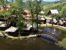 JEZERO U SRBIJI NA KOM OSTRVA PLUTAJU! Meštani tvrde da nema dno, staro je milion godina, NEVEROVATNA priča o nastanku