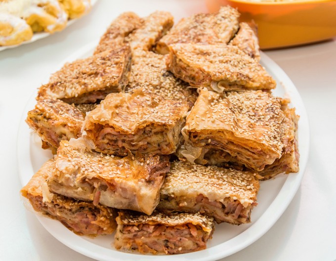 PITA SA PEČURKAMA KAO IZ SNOVA: Uz ovakvu pripremu je NIKAD UKUSNIJA (VIDEO) (RECEPT)