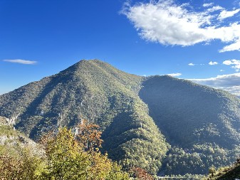 Misterija koja još uvek traje: Da li je četničko blago skriveno u Ovčarsko-kablarskoj klisuri, kovčeg pun zlata i dijamanata vrednih preko milion dolara Englezi poslali Draži Mihajloviću