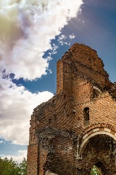 Mesto gde je kralj Ričard Lavlje Srce vidao rane – mitovi o zakopanom zlatu i misterije bazilike Arača