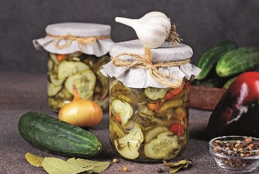 RECEPT ZA DOMAĆU TURŠIJU: Pogledajte kako su je pravile naše bake - evo u čemu je tajna