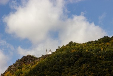 Crkva u steni kod Lukova: Svetinja tišine sakrivena ispod Kopaonika