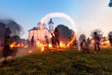 Lilanje – drevni običaj iz Homolja gde deca pale baklje da oteraju zle sile