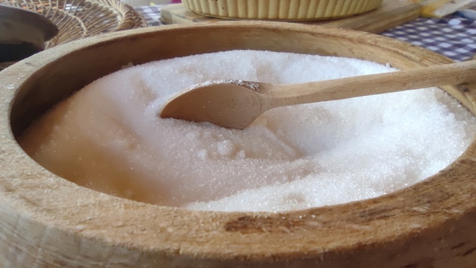 Zašto se šećer tradicionalno drži u drvenoj posudi