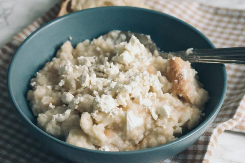 STARE BUGARKE PRAVE POPARU NA NAJBOLJI NAČIN: Dodaju 2 sastojka - kremasta i sočna