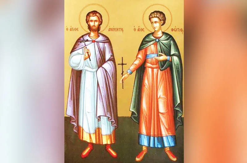 Danas su Sveti mučenici Anikita i Fotije: Car ih žive spalio, tela ostala netaknuta, molimo im se za snagu