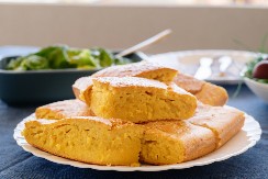 Doručak za celu porodicu: Proja sa sirom i jogurtom koju ćete smazati za tili čas, svaki zalogaj je uživanje