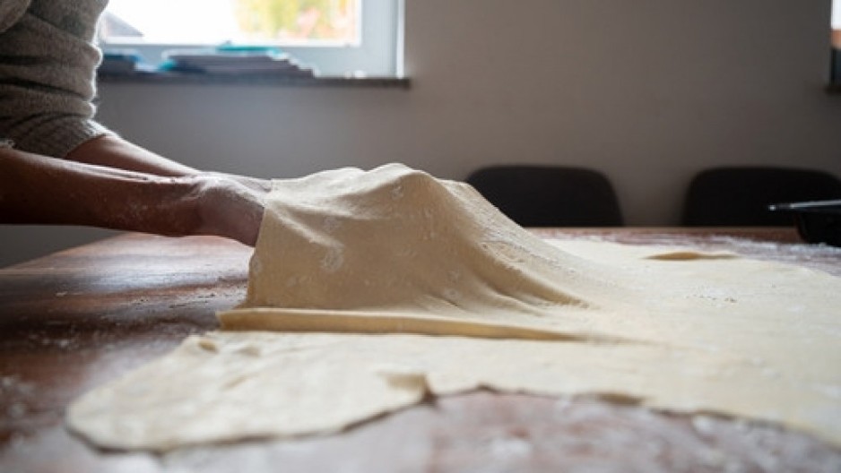 Testo se ne diže? Ubacite ovu „magičnu“ stvar u kvasac i gledajte kako raste kao ludo za samo 5 minuta!