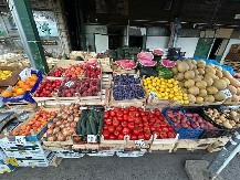 RADNO VREME PIJACA ZA BOŽIĆNE PRAZNIKE: Ovih 5 dežurno je i na Božić