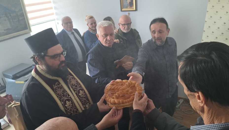 SUTRA JE NAJRADOSNIJI PRAZNIK - BOŽIĆ: Mnogi običaji vezani su za ovaj dan, a evo šta nikako ne treba da radite