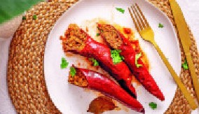 Starinsko jelo koje okuplja celu porodicu: Ko jednom proba suve paprike sa mlevenim mesom poželeće ponovo