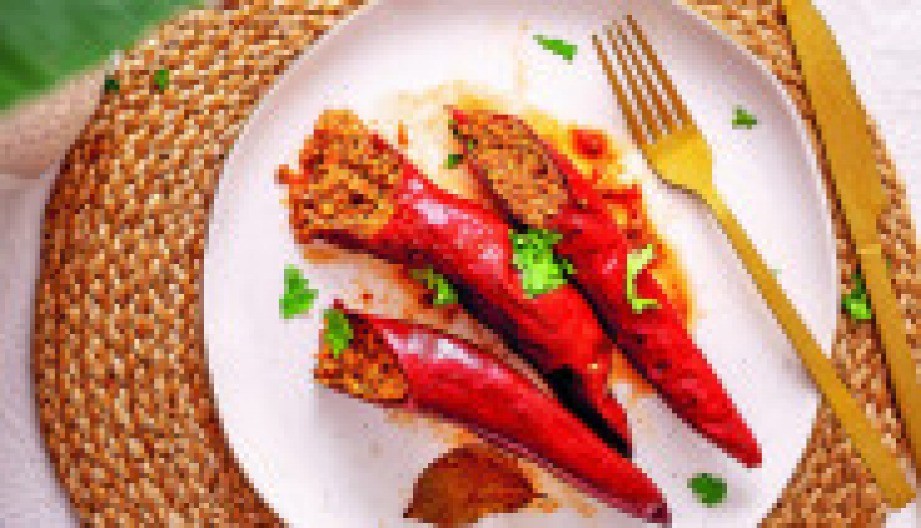 Starinsko jelo koje okuplja celu porodicu: Ko jednom proba suve paprike sa mlevenim mesom poželeće ponovo