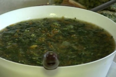 Čorba koja čisti organizam posle prazničnog prejedanja! Svi su je zaboravili, a nema moćnije