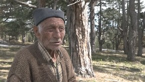 Petar rođen na Božić, a ovaj svet napustio na Badnji dan u 101.godini, o slavlju koje je napravio sa unukom pričala čitava Srbija 