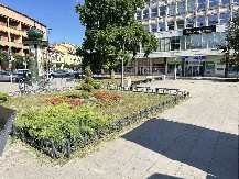 Plaća se oko 200 dinara mesečno, samo pravna lica i preduzetnici koji zbog poslovanja koriste javni put: Oglasio se direktor JP Gradac 