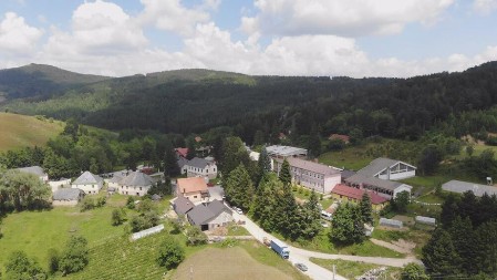 Na vrhu ove planine nalazi se lekoviti izvor Savine vode: Brojne legende se vezuju za Mučanj (FOTO)