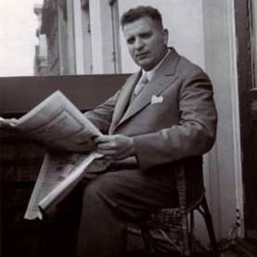 NIJE IMAO NI KAP SRPSKE KRVI, ALI JE SVE ŽRTVOVAO ZA SRBIJU! Na kraju svakog ručka govorio je: Živela velika Srbija!