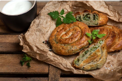 Pita savijača sa koprivom – recept iz srca srpske kuhinje