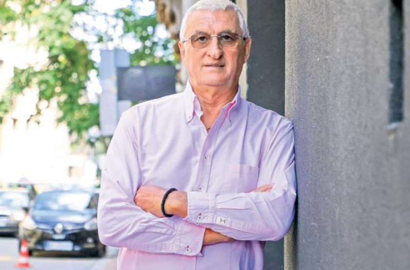 Nakon razvoda od svetski poznate žene, naš glumac spas pronašao na Hilandaru! Svi ga znate kao Branka Pantića iz "Tesne kože", a ovo je njegova životna priča