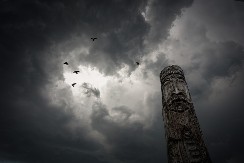 Staroslovenski bogovi Perun i Svetovid u srpskoj tradiciji