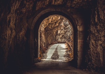 NEVEROVATNO SRPSKO PREDANJE: Legenda o manastiru kod Niša u kome su žene živele pod muškim imenima da bi se spasile zuluma