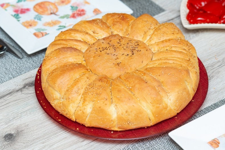 RECEPT ZA POSNU POGAČU: Meka kao duša, jednostavna za pripremu, a ukus će vas oduševiti