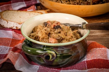 SVADBARSKI KUPUS NA STARINSKI NAČIN: Evo kako da spremite tradicionalno jelo koje mnogi jedu sa uživanjem (RECEPT)