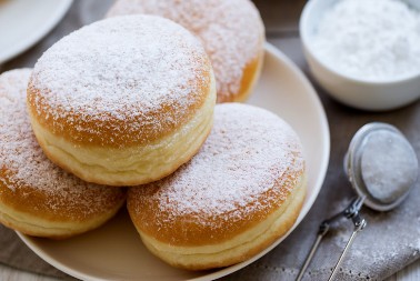 Posne krofne iz Banata – vazdušaste i bez kapi ulja! Trik koji domaćice znaju decenijama