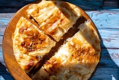 Ukusnija od one sa mesom, a košta manje od 100 dinara za celu tepsiju