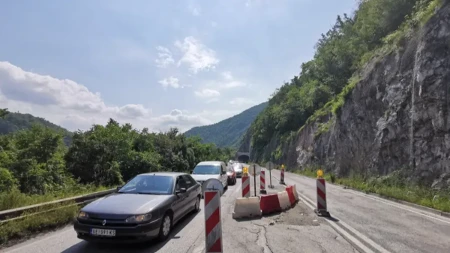 Vozači, veliki oprez na ovoj deonici: Potpuno obustavljen saobraćaj na Debelom brdu kod Bajine Bašte