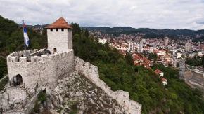 Užička tvrđava „Stari grad” otvorila vrata za posetioce: Besplatni obilasci, bogata istorija i predlog za savršen izlet u okolini