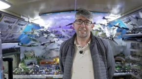 Neverovatan muzej na Zlatiboru: Samir duže od tri decenije skuplja makete aviona, pod njegovim krovom sada preko 1.500 posebnih eksponata 