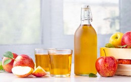 Pijete jabukovo sirće, a uništavate želudac: Većina pravi kobnu grešku, evo kako se zapravo koristi kao lek