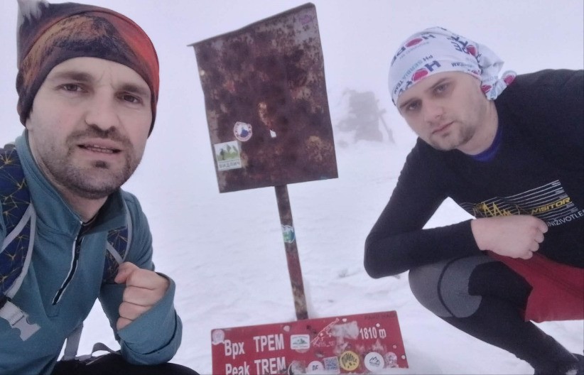 Aleksandar i Ivan iz Šumadije uspeli su u ekstremnim uslovima da osvoje najviši vrh Suve Planine 