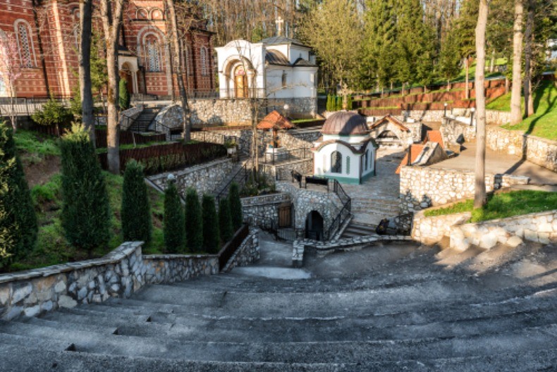 Hodočasnička staza od manastira Đunis do Raletinca koju poznaju samo meštani