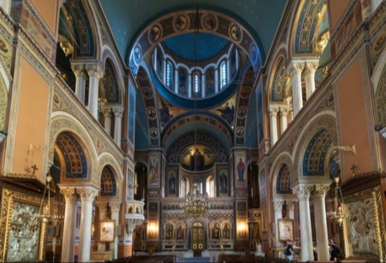  Običaj je da se na ovaj dan pomaže siromašnima i bolesnima, obavezno izgovorite ovu molitvu za sreću i mir u kući!