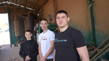  U Zarožju živi omladina za ponos Srbije i država to zna da ceni - nakon decenija čekanja rekonstruiše se ključna deonica puta 