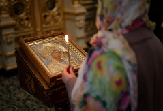 Majčina molitva Gospodu: Ovim rečima svaka žena štiti svoju decu od nevolje, gde god da su